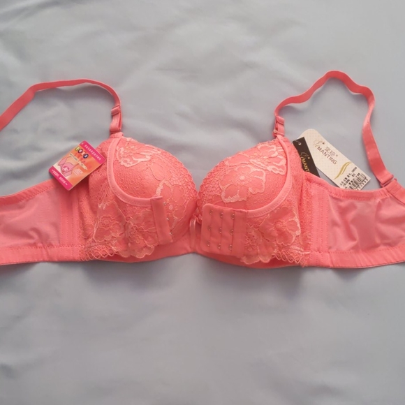 Bra - Picture 2 of 5